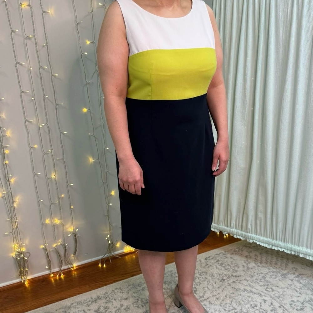 Jones Studio White, Yellow, and Black Sleeveless Dress